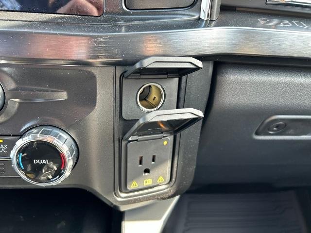 New 2026 Oxford White Ford Lariat image 78