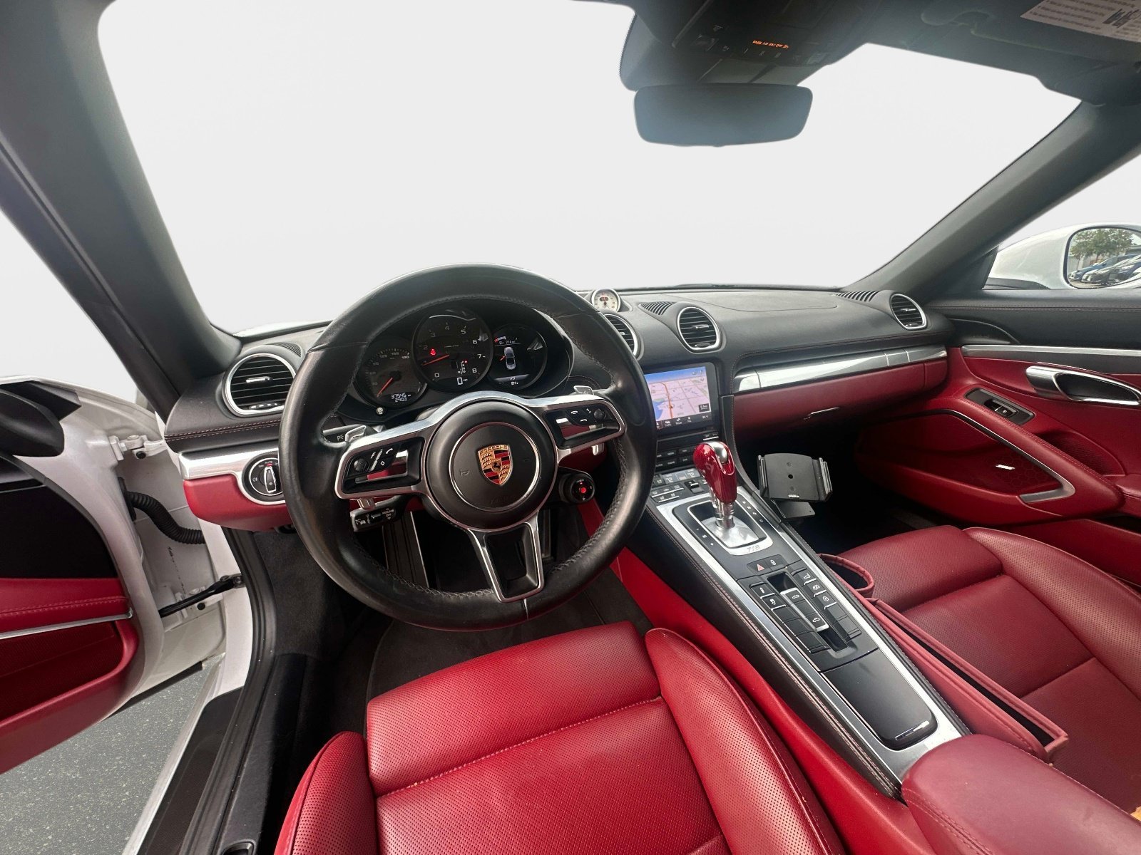 Used 2017 Carrara White Metallic Porsche S image 9