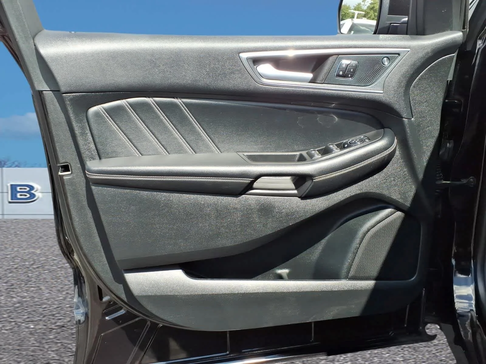 Used 2024 Agate Black Ford ST image 12