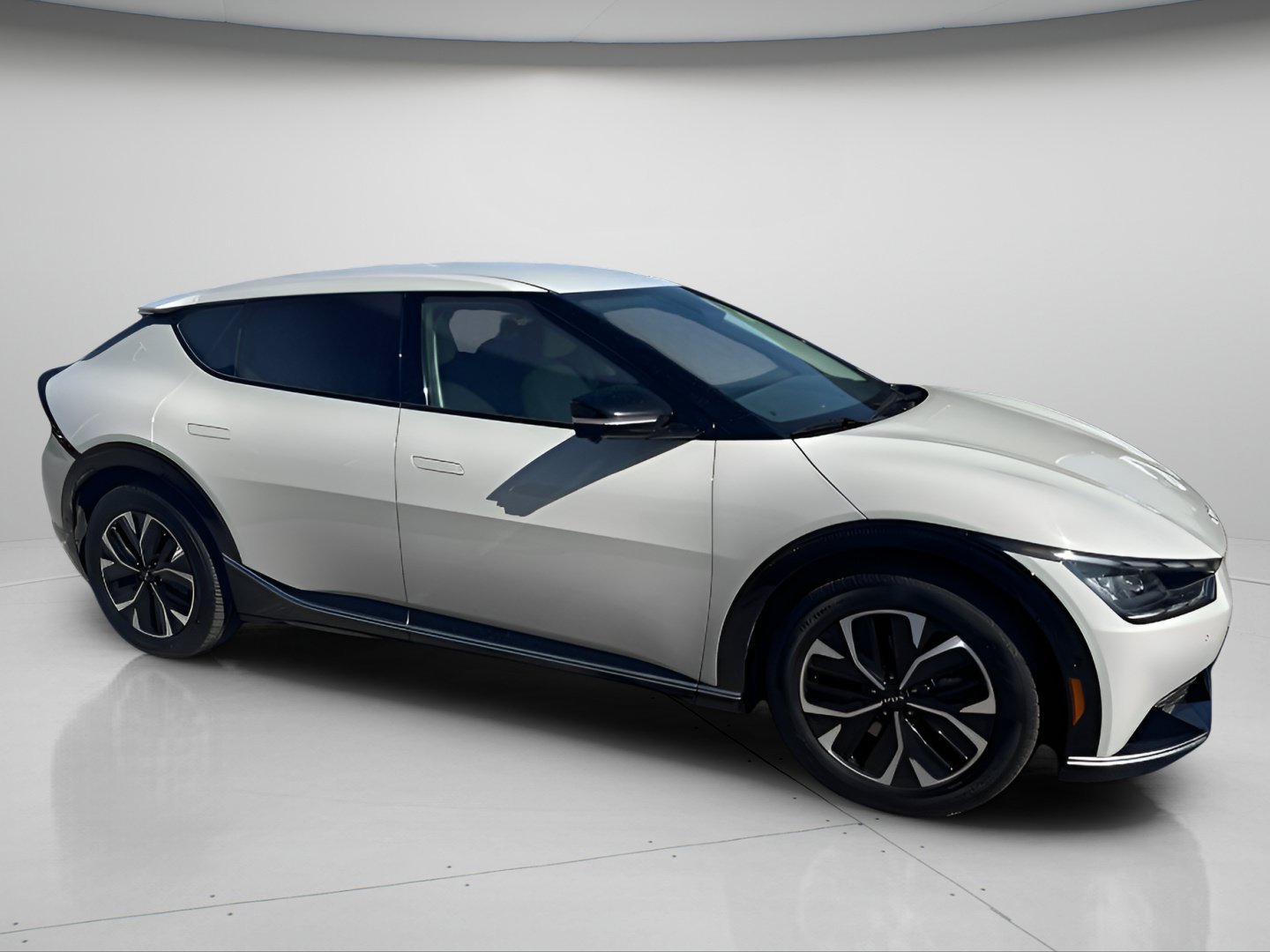Used 2023 Glacier Kia Wind image 3