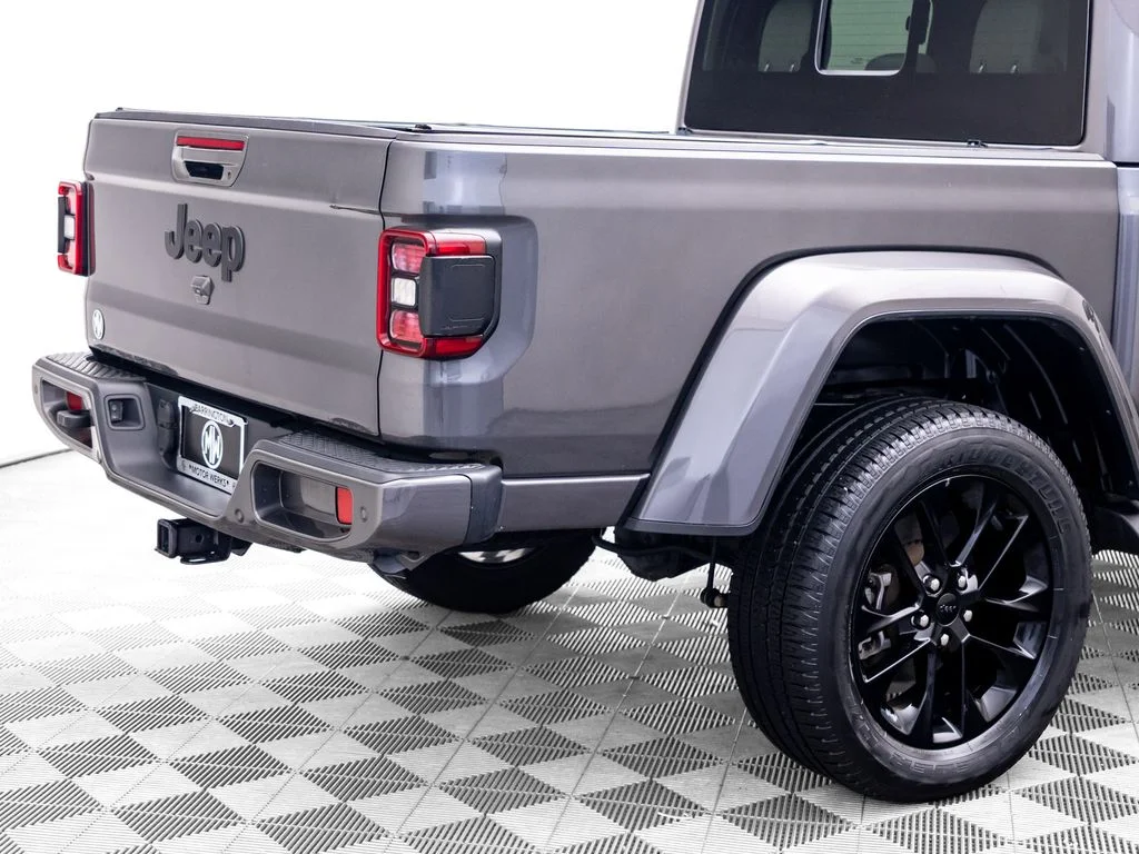 Used 2021 Gray Jeep High Altitude image 34