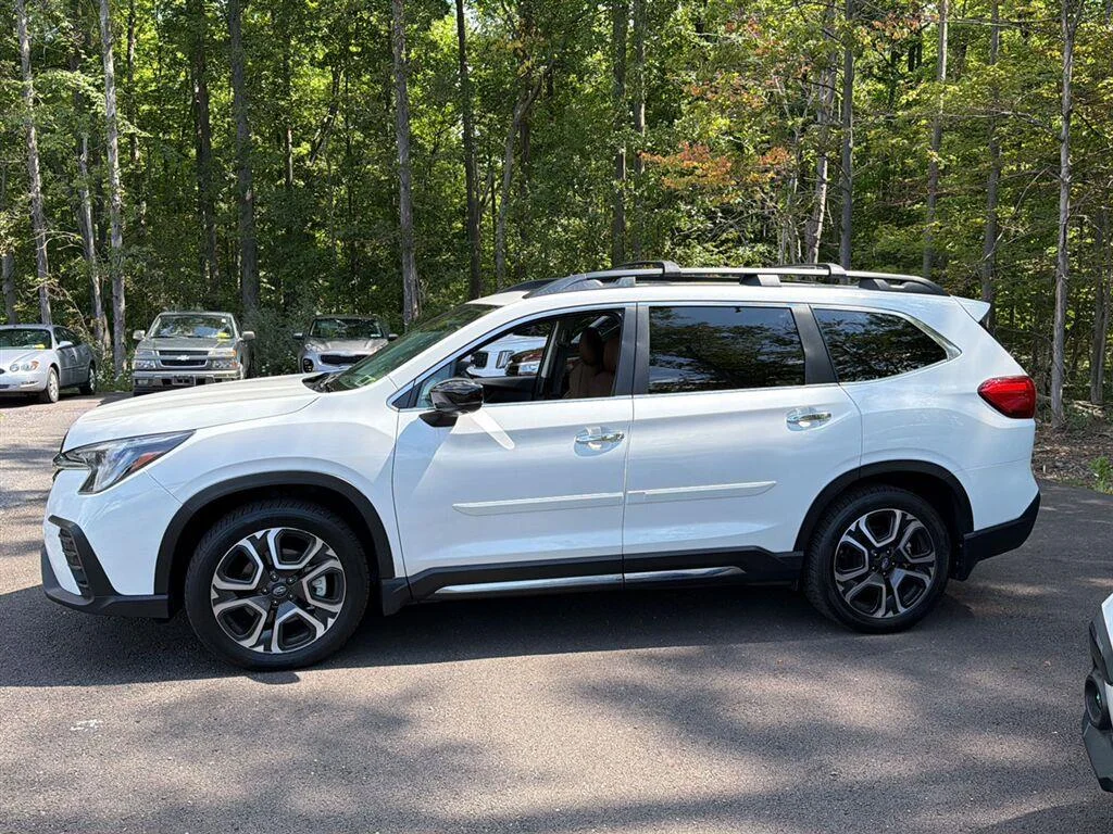 Used 2024 Crystal White Pearl Subaru Touring image 12