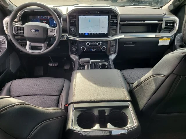 New 2026 Oxford White Ford Lariat image 14