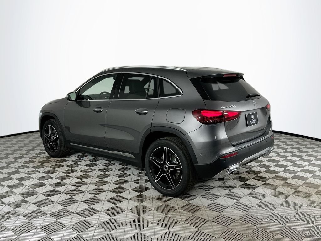 New 2026 Mountain Grey Metallic Mercedes-Benz GLA 250 image 5