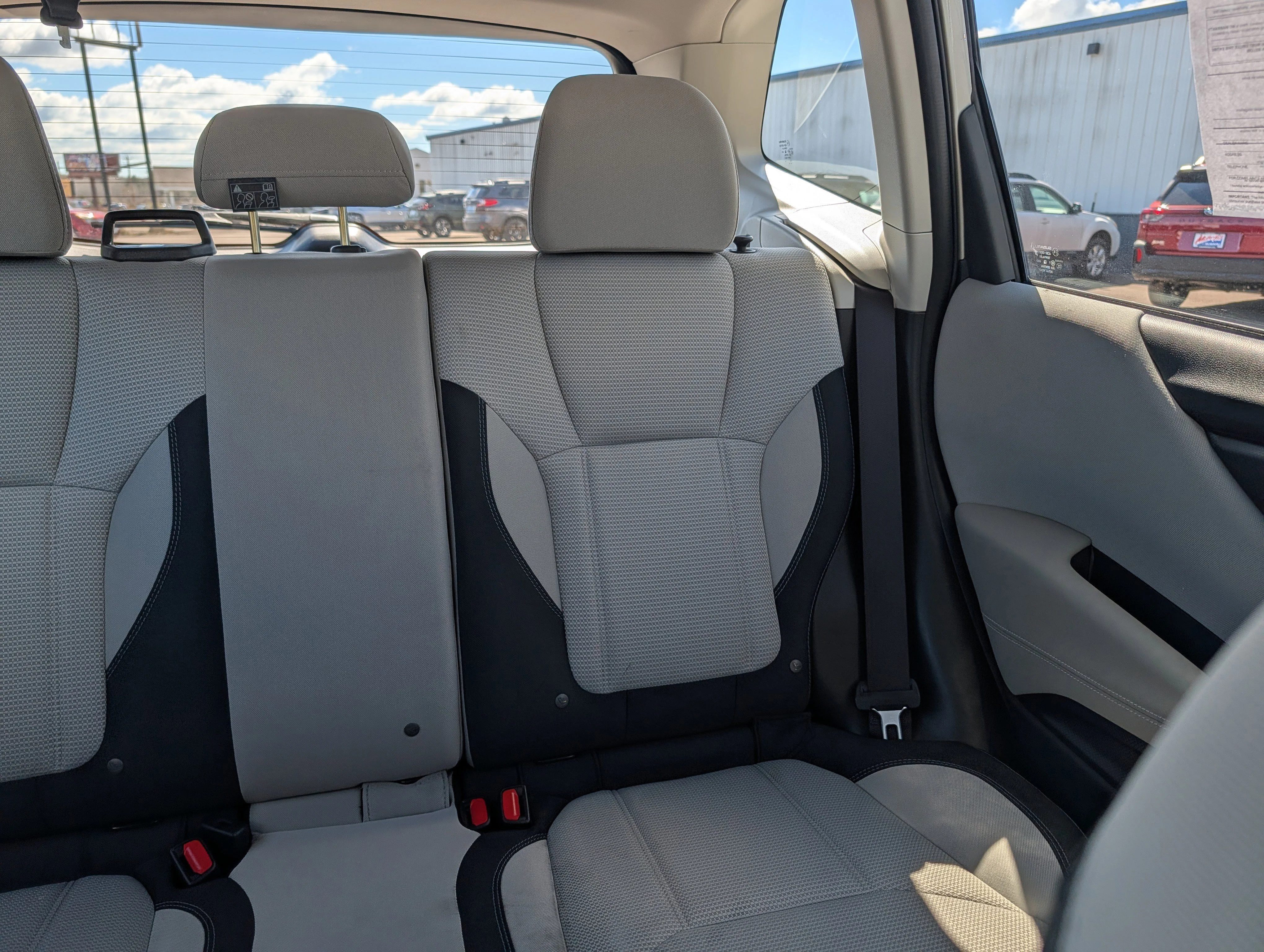 Used 2020 Crystal White Pearl Subaru 4DR SUV 2.5I image 14