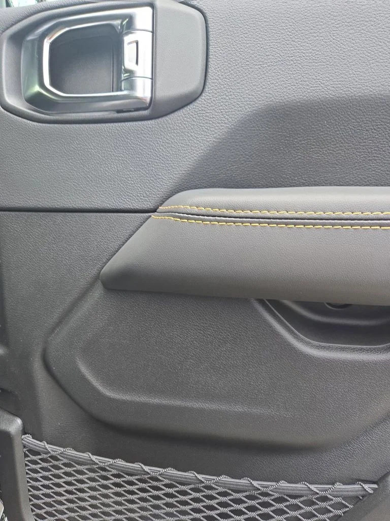 2025 Jeep Wrangler 4-Door Sahara - Photo 39