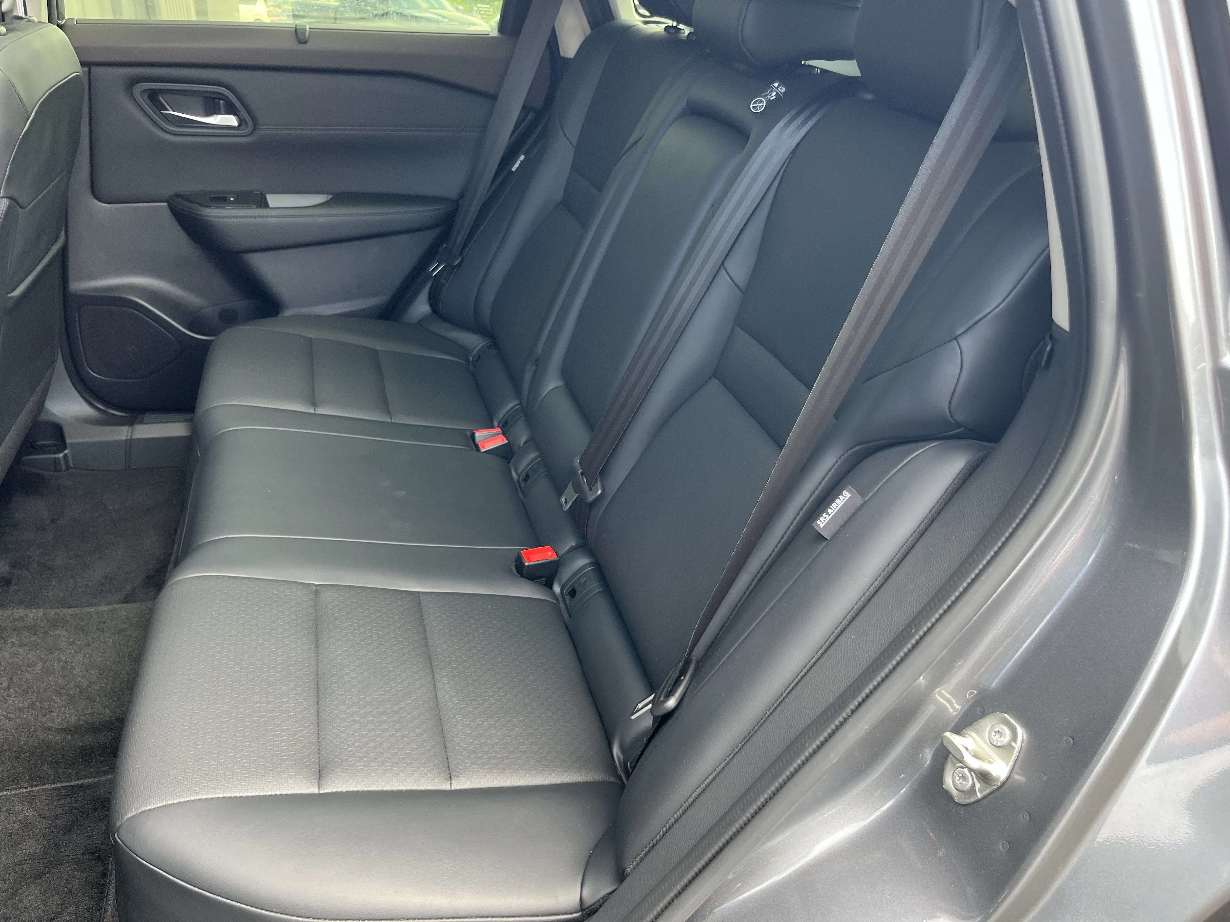 Used 2023 Gun Metallic Nissan SV image 18