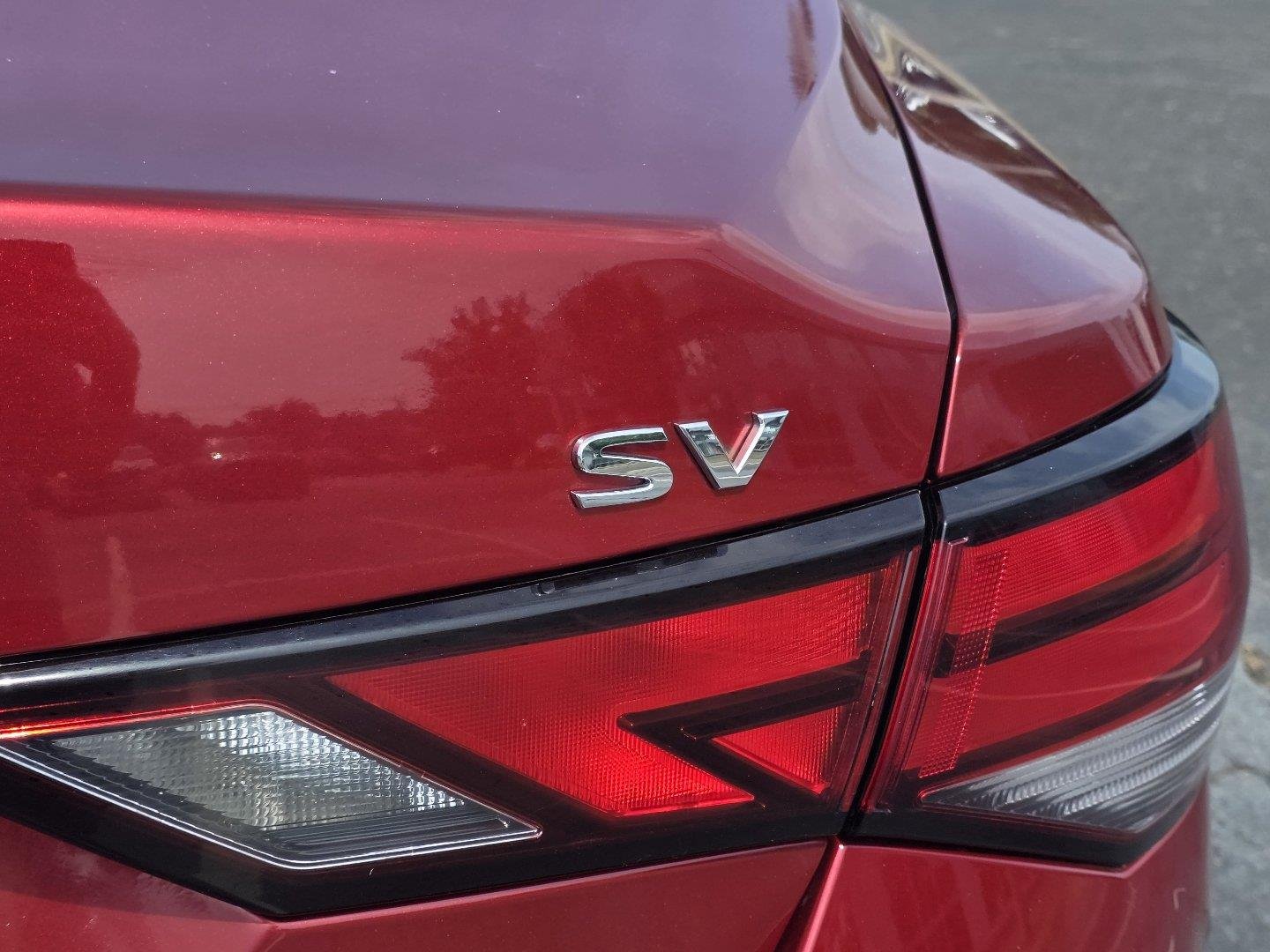 Used 2024 Scarlet Ember Tintcoat Nissan SV image 30
