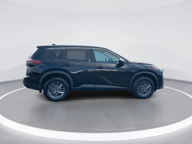 Used 2025 Black Nissan S image 9