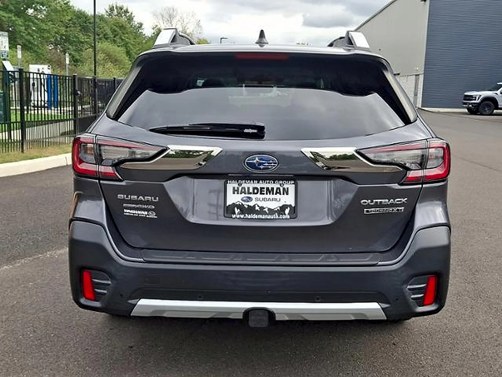 Used 2022 Magnetite Gray Metallic Subaru Touring XT image 6