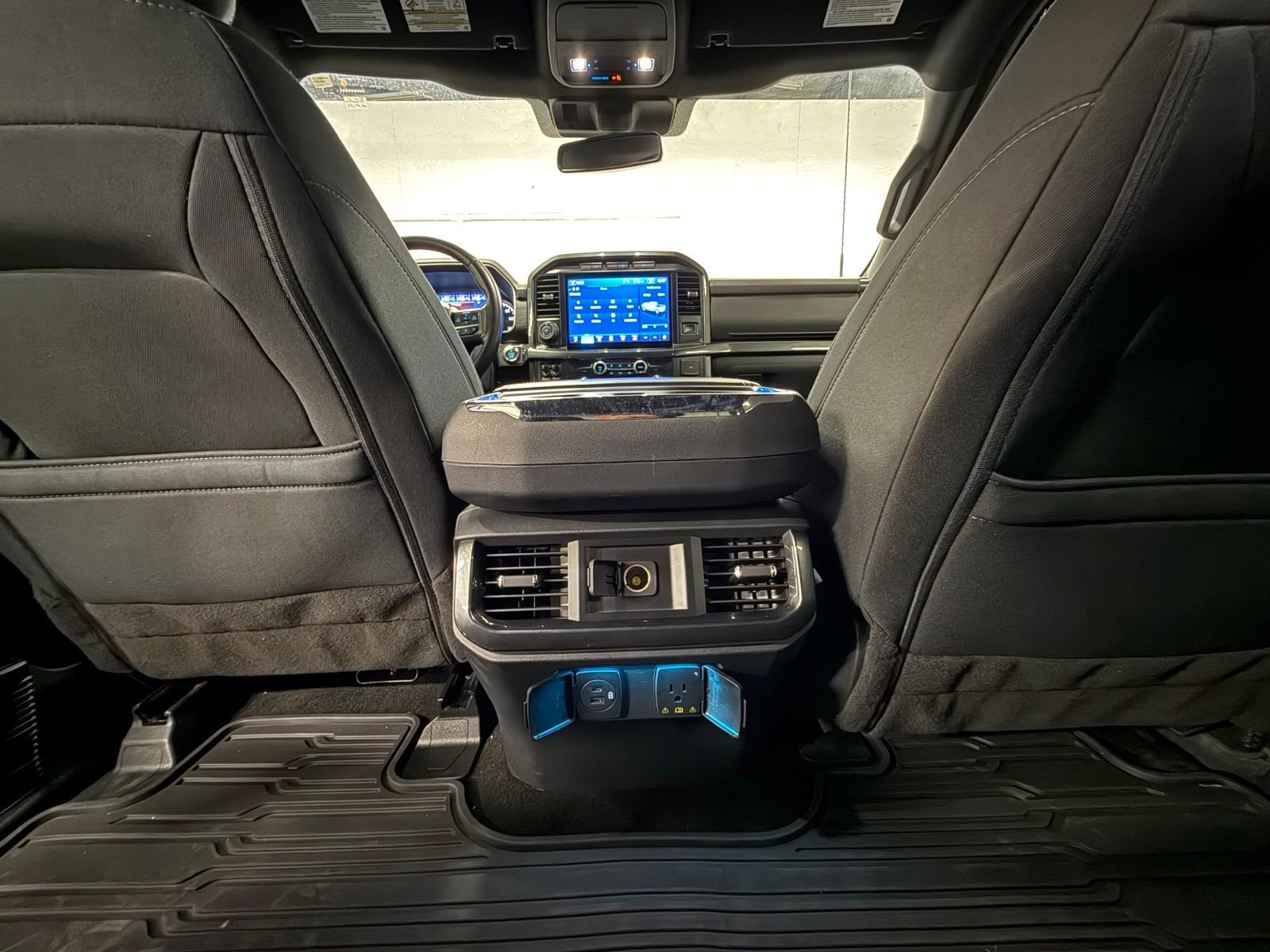 Used 2022 Gray Ford XLT image 16