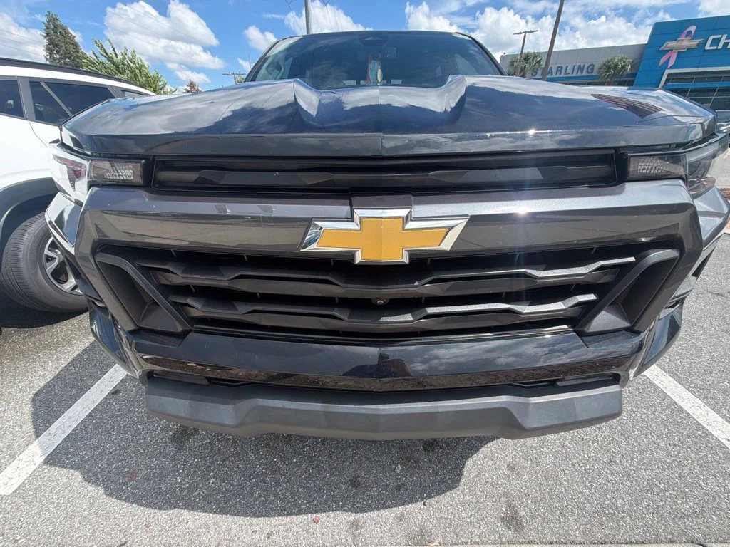 2023 Chevrolet Colorado LT - Photo 13