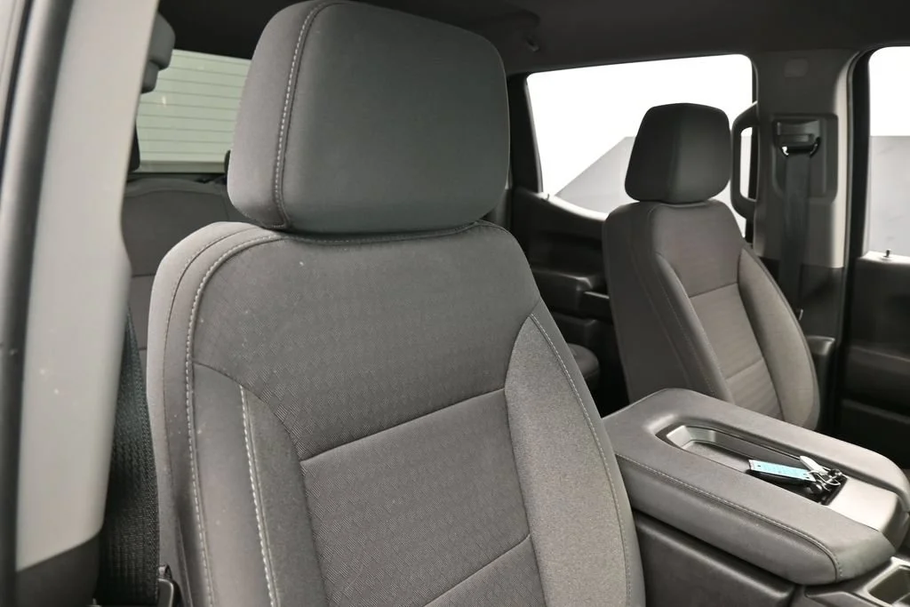 Used 2024 Glacier Blue Metallic Chevrolet Custom image 37