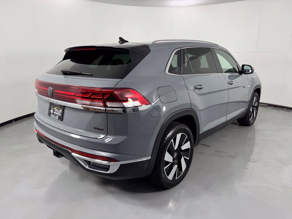 Used 2024 Pure Gray Volkswagen 2.0T SEL image 5