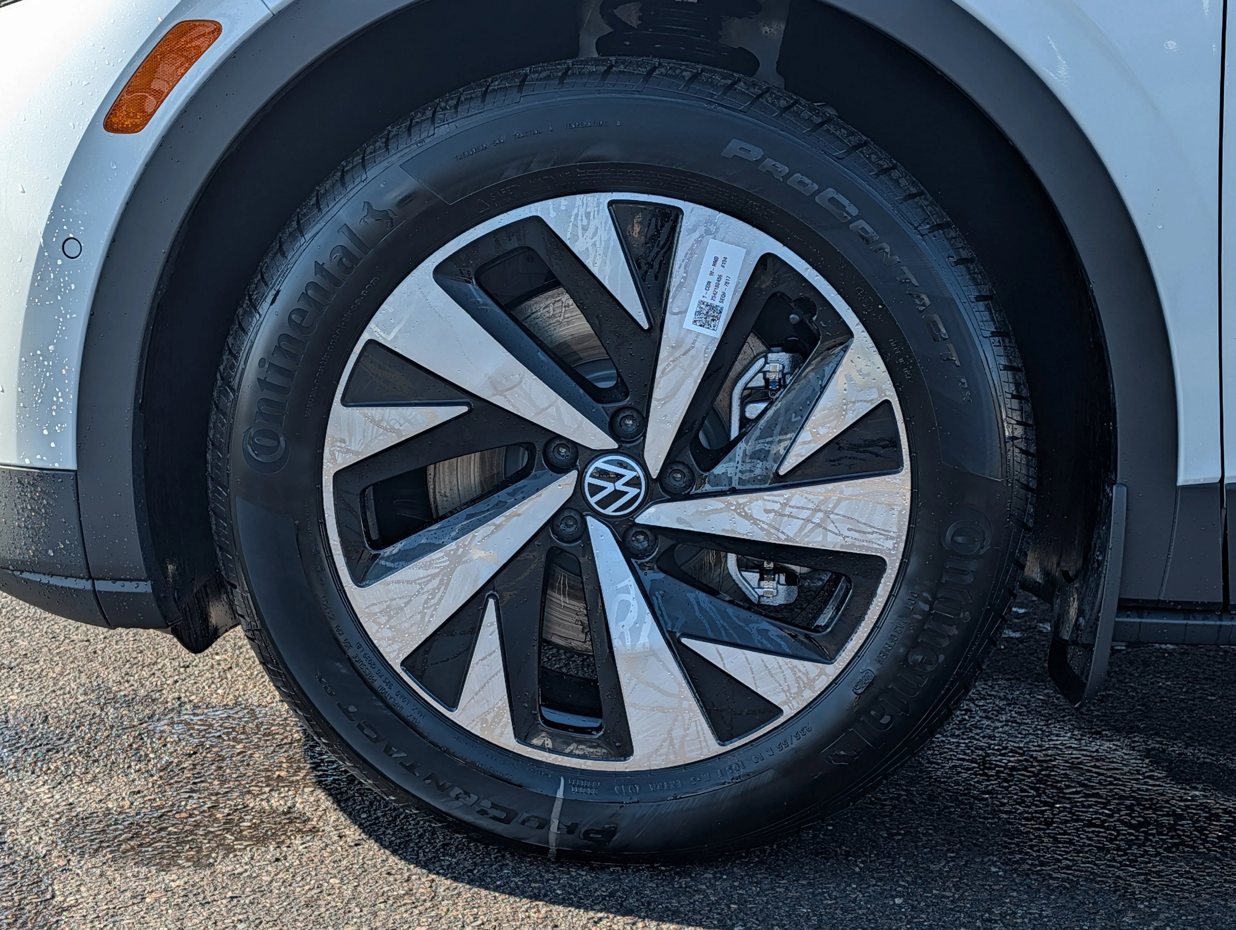 New 2026 Opal White Pearl Volkswagen Pro image 3