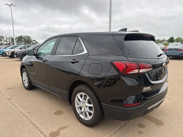 Used 2024 Mosaic Black Metallic Chevrolet LT image 5
