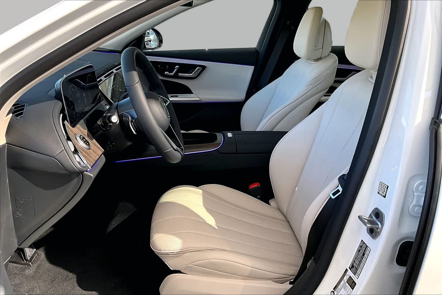 New 2026 Polar White Mercedes-Benz E 450 image 17