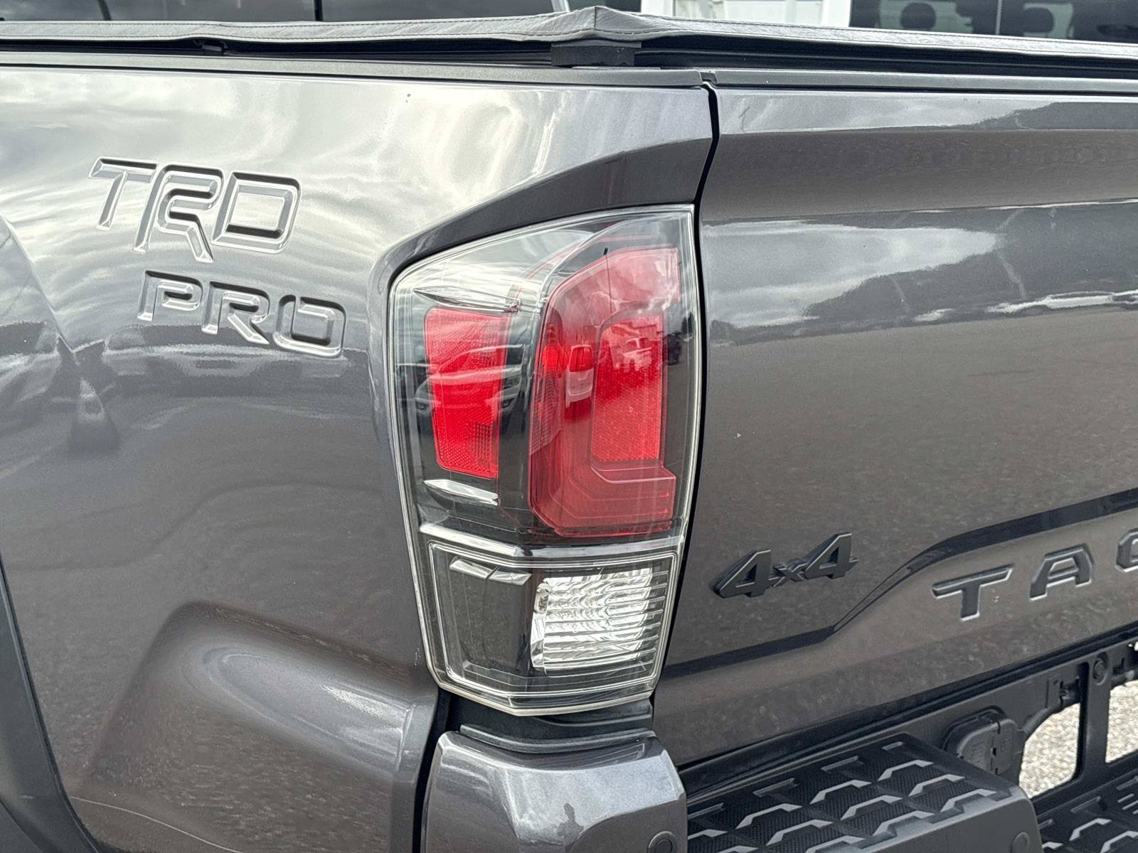 2022 Toyota Tacoma SR5 - Photo 13
