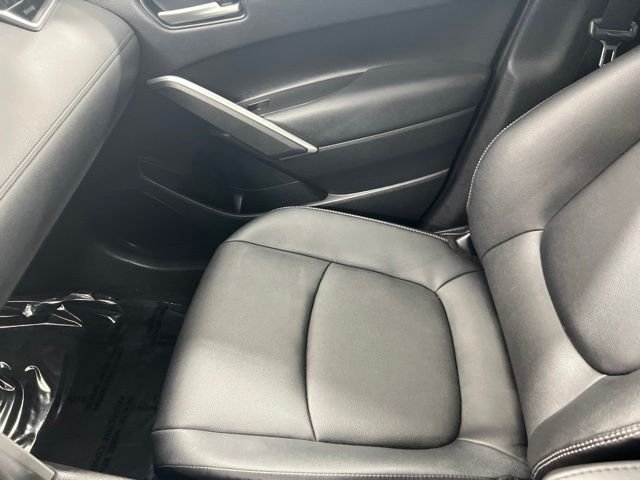 Used 2022 CELESTITE Toyota XLE image 19