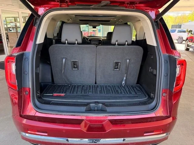 2023 GMC Acadia Denali - Photo 10
