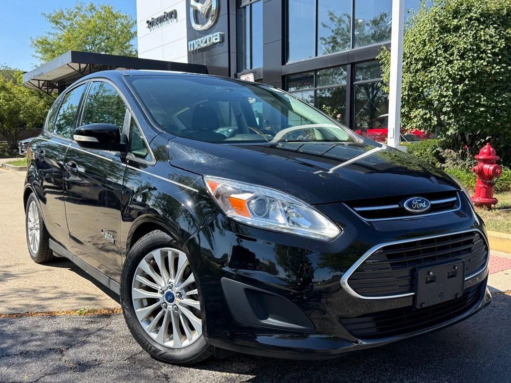 Used 2017 Black Ford SE image 1