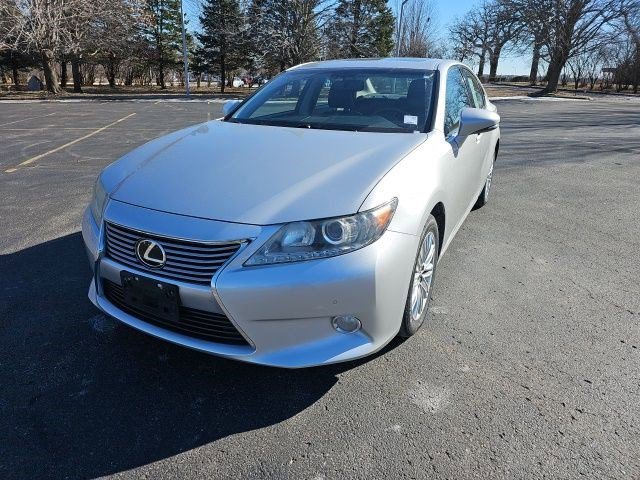 Used 2013 Lexus ES 350 with VIN JTHBK1GGXD2069959 for sale in Urbandale, IA