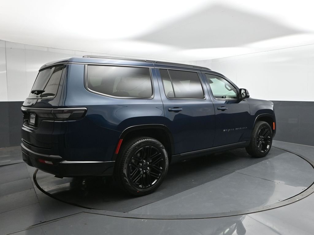 New 2026 Fathom Blue Pearl-Coat Exterior Paint (Late Availability) Jeep Limited Reserve image 8