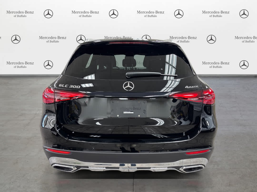 New 2026 Black Mercedes-Benz GLC 300 image 6