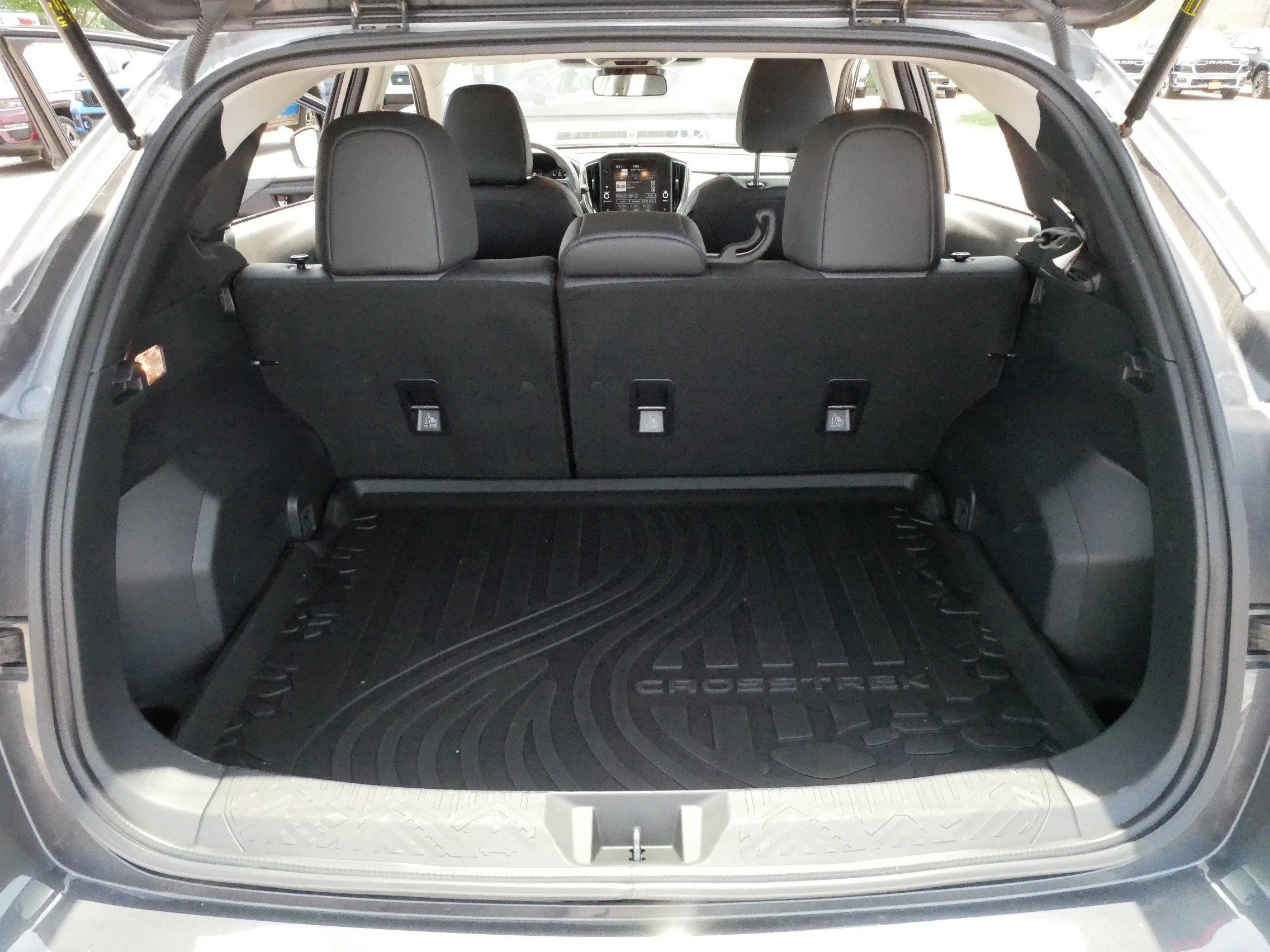 Used 2024 Magnetite Gray Metallic Subaru Limited image 18