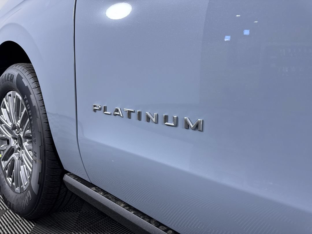 New 2027 Glacier Gray Metallic Tri-Coat Ford Platinum image 27