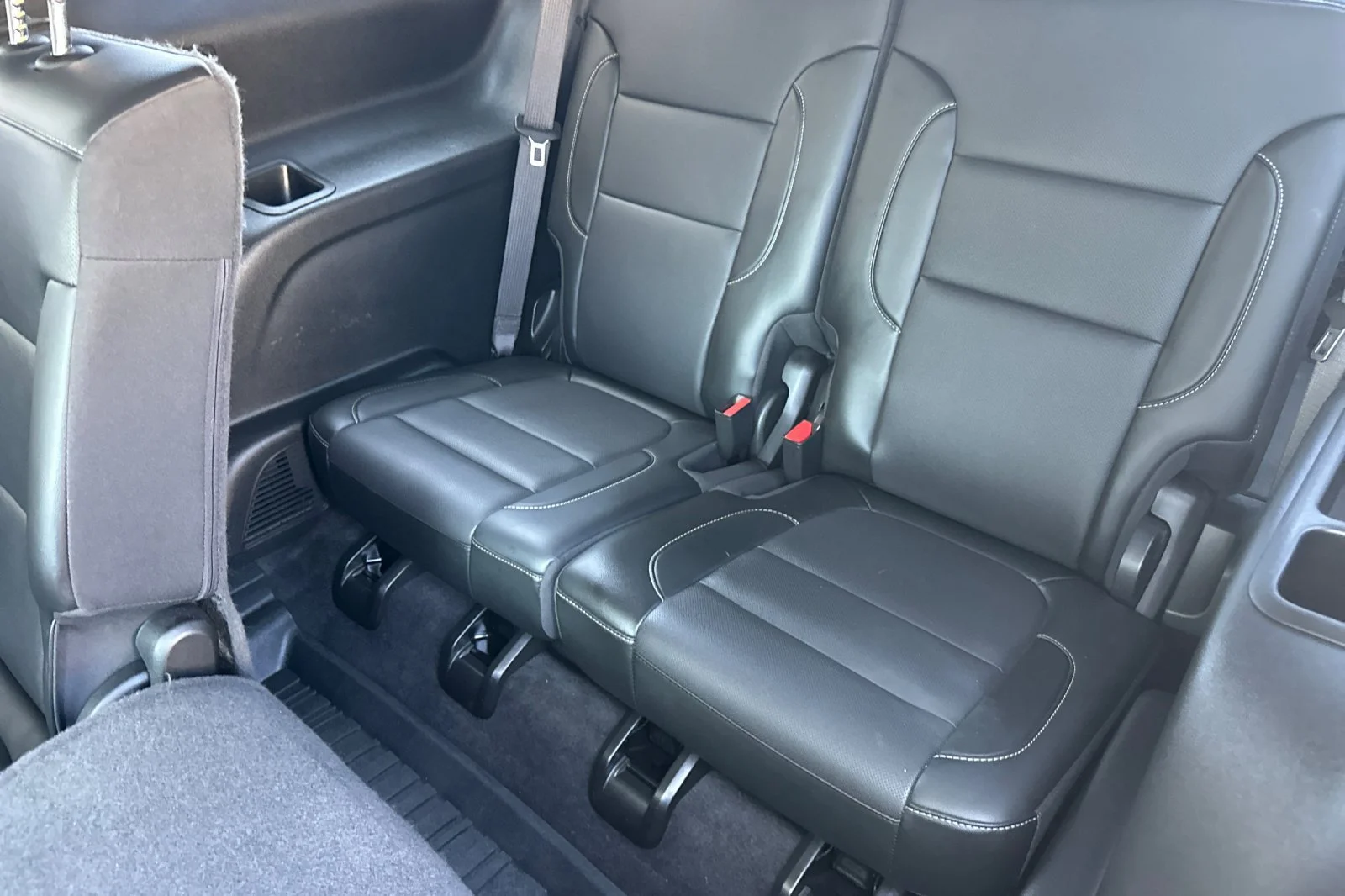 Used 2021 Black GMC SLT image 15