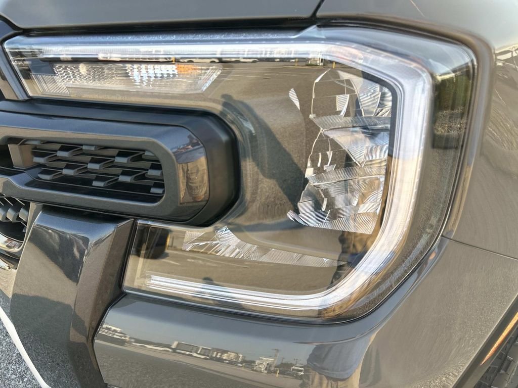 New 2026 Marsh Gray Ford XLT image 9