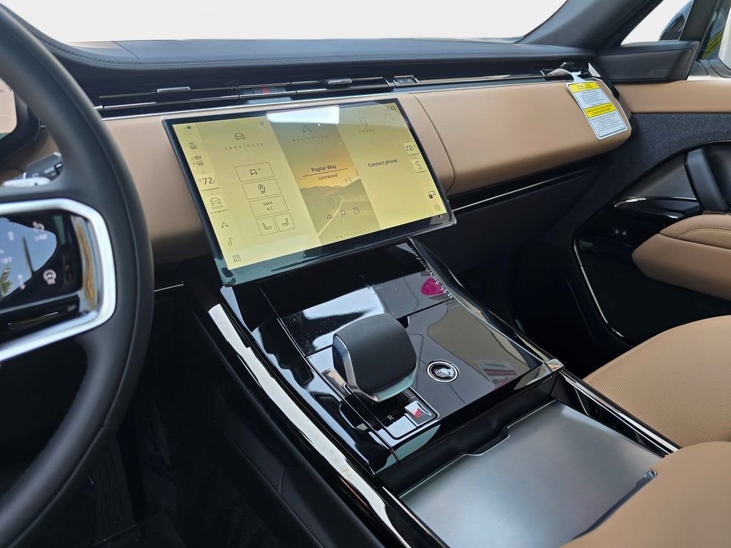 New 2026 Fuji White LAND ROVER SE image 20