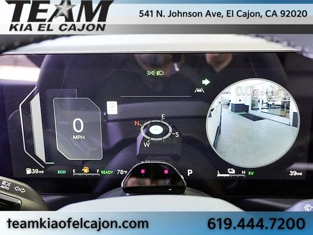 New 2027 White Kia X-Line SX image 44