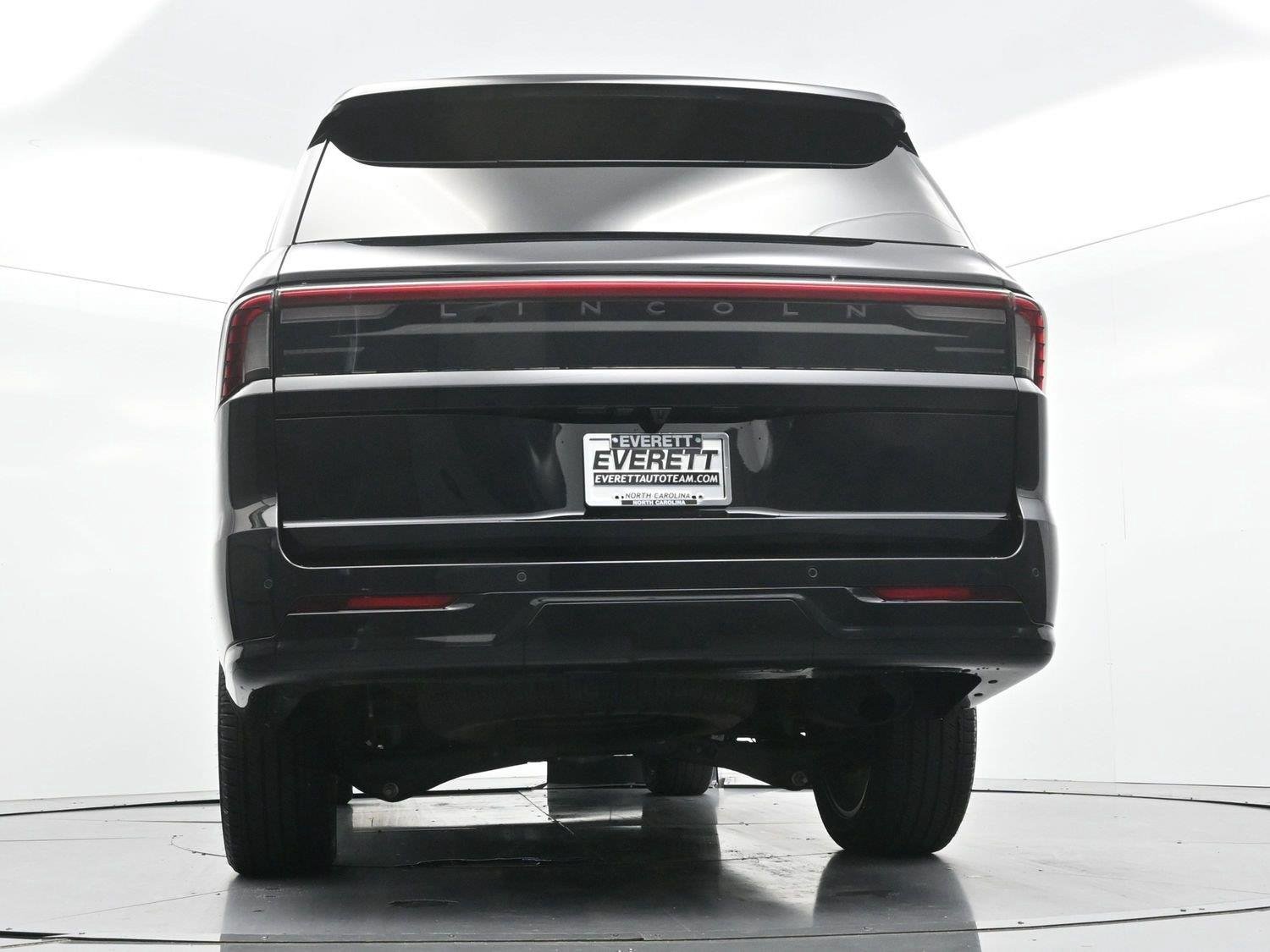 Used 2026 Infinite Black Metallic Clearcoat Lincoln Black Label image 65