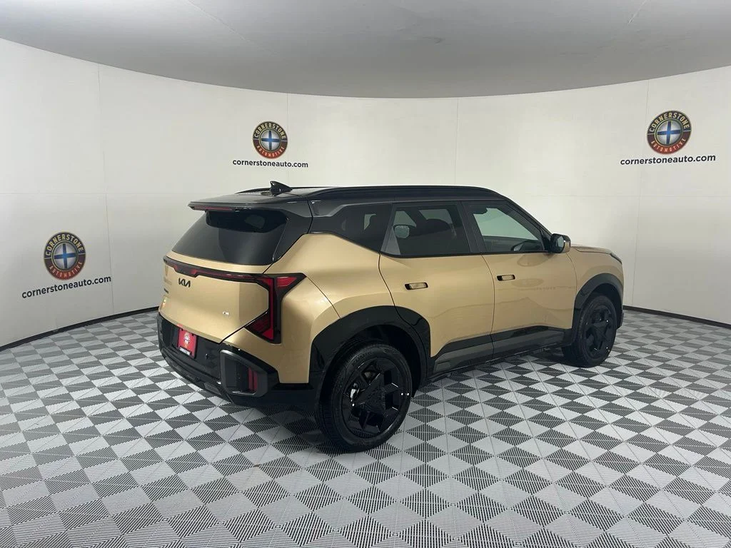 New 2027 Terrain Brown / Black Roof Kia X-Line S image 18