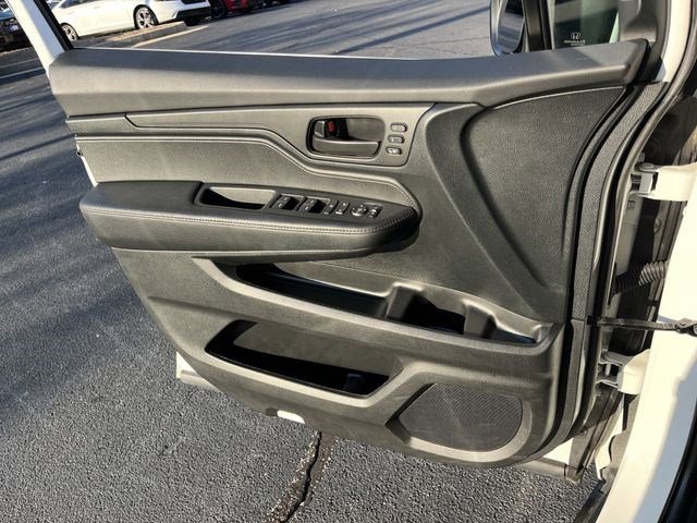 2023 Honda Odyssey EX-L - Photo 16