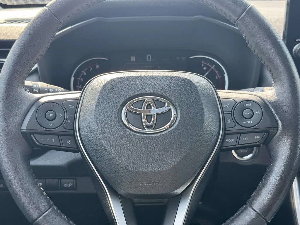 Used 2024 Black Toyota XLE Premium image 18