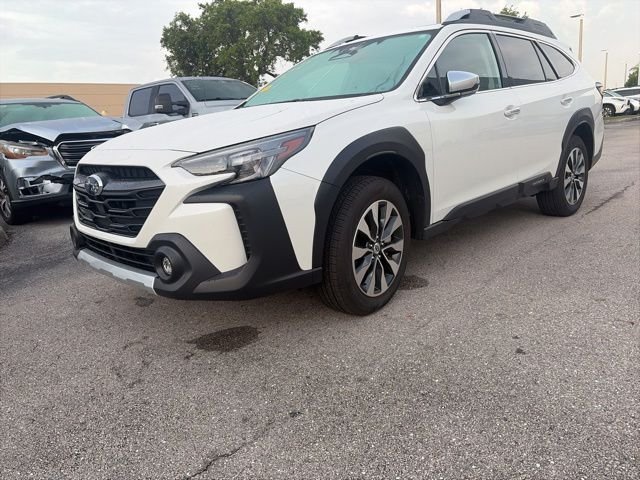 2024 Subaru Outback Touring's photo
