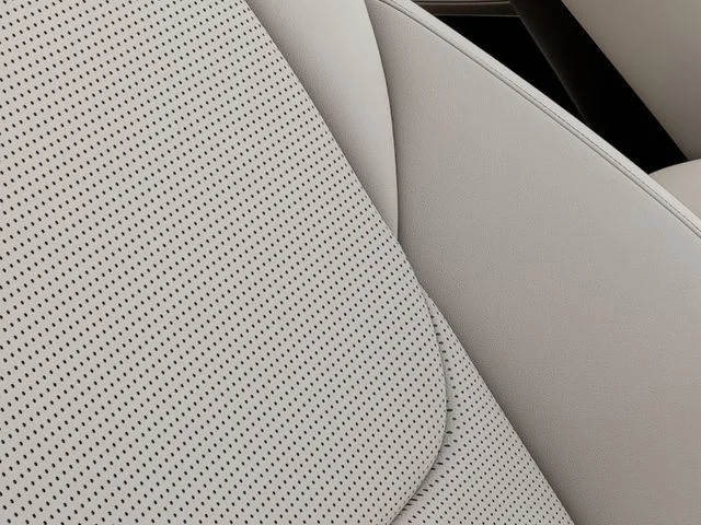 New 2027 White Genesis 2.5T Advanced image 17
