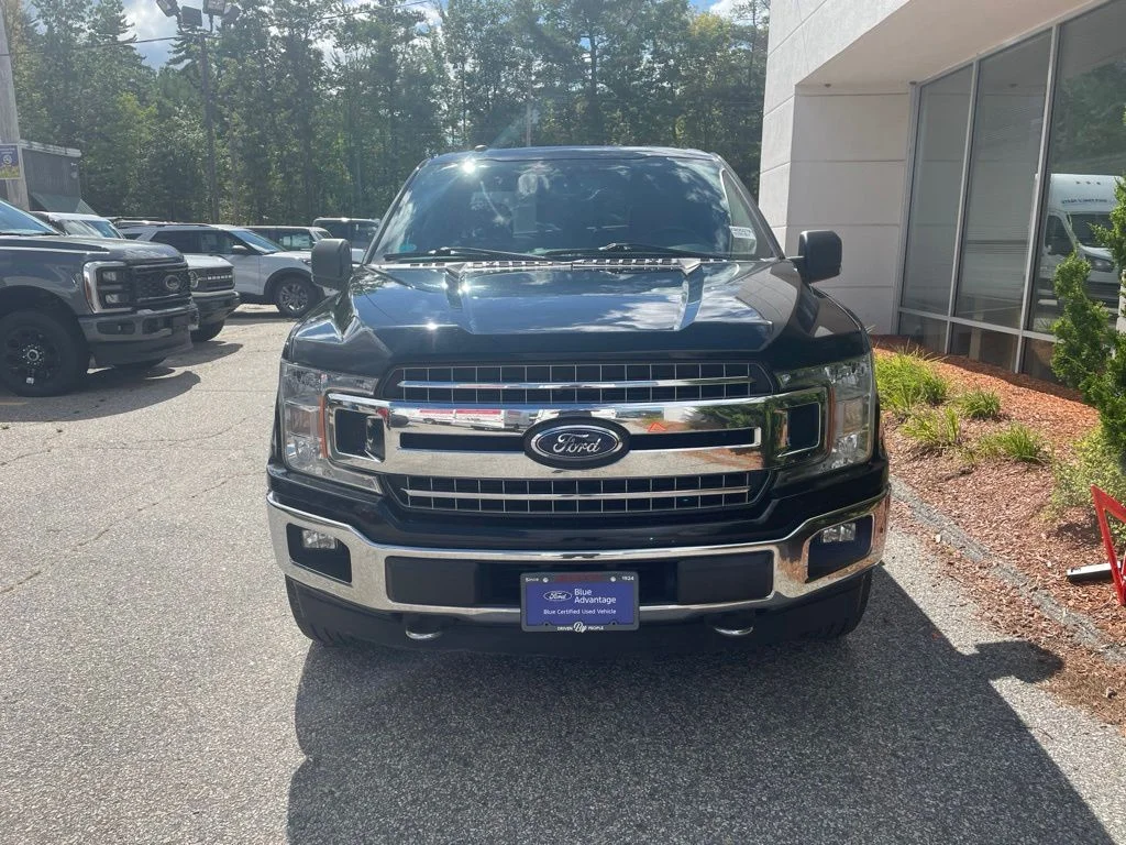 Used 2018 Shadow Black Ford XLT image 3