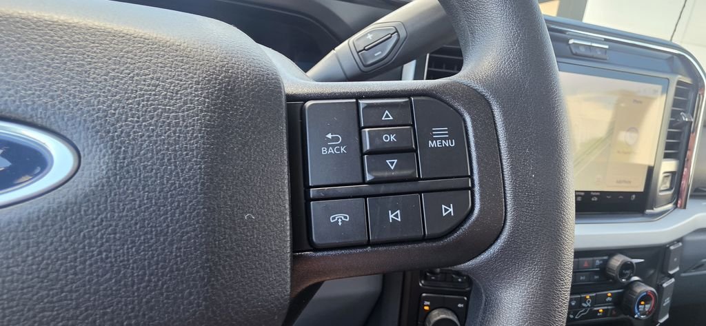 New 2026 Carbonized Gray Metallic Ford F-250® XLT image 17