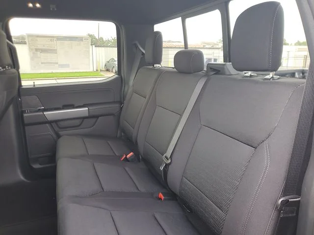 New 2026 Carbonized Gray Metallic Ford XLT image 9
