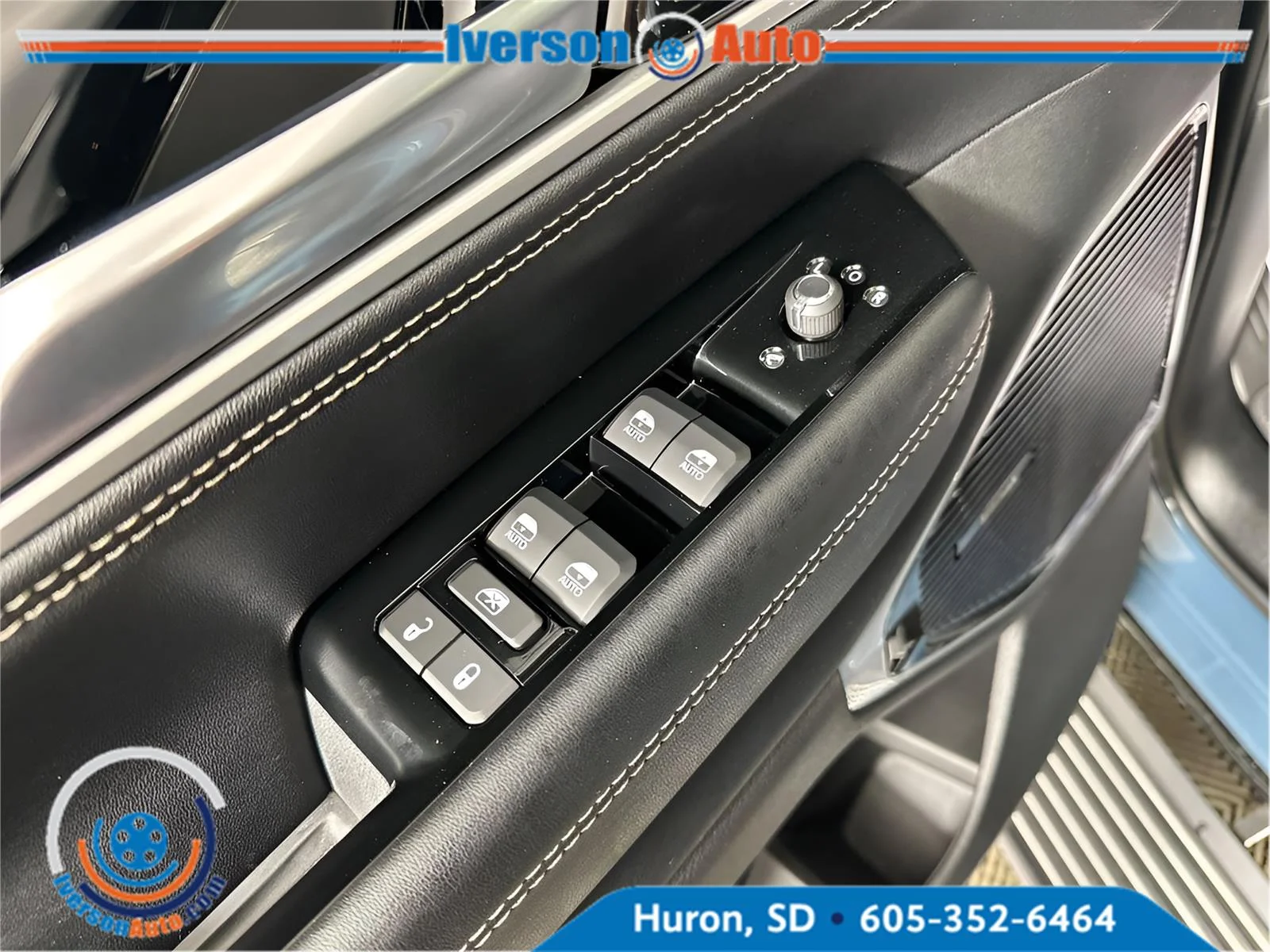 New 2026 Steel Blue Exterior Paint Jeep Limited Reserve image 20