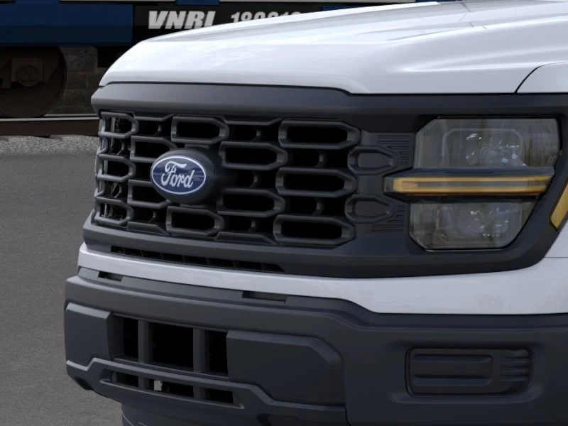 New 2026 Oxford White Ford XL image 29