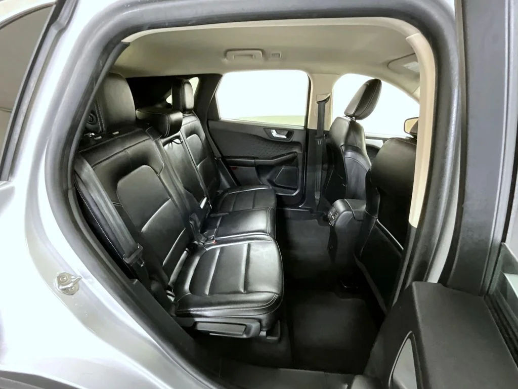 Used 2020 Silver Ford SEL image 18