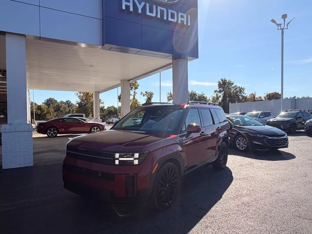 Used 2024 Ultimate Red Hyundai Calligraphy image 1