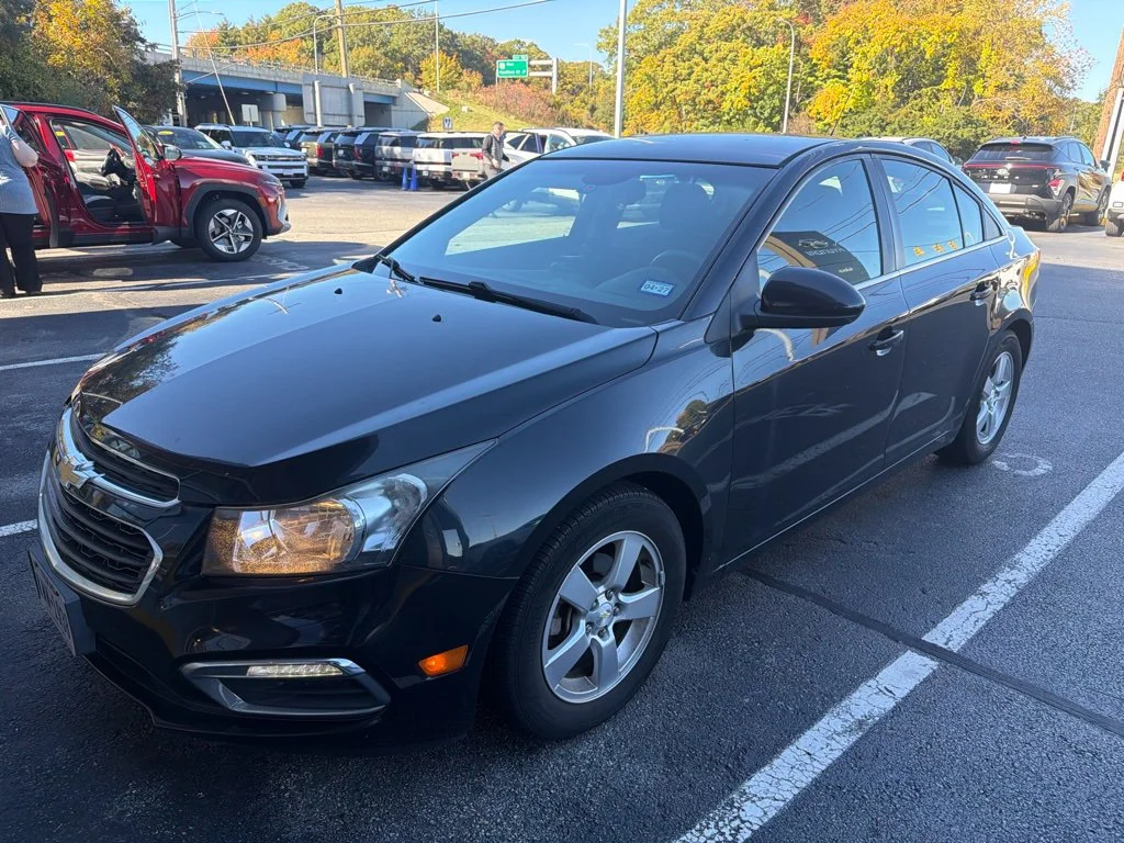 Used 2016 Black Granite Metallic Chevrolet 1LT image 3