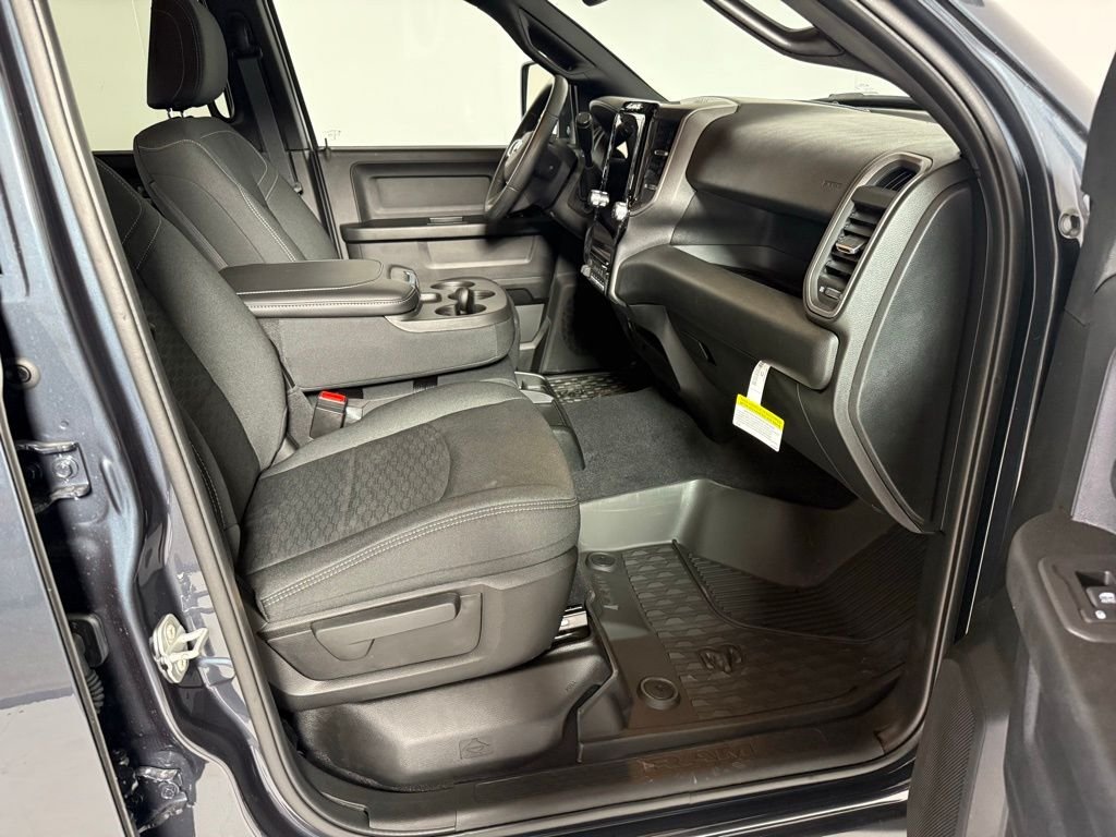 2026 RAM 3500 Tradesman - Photo 17