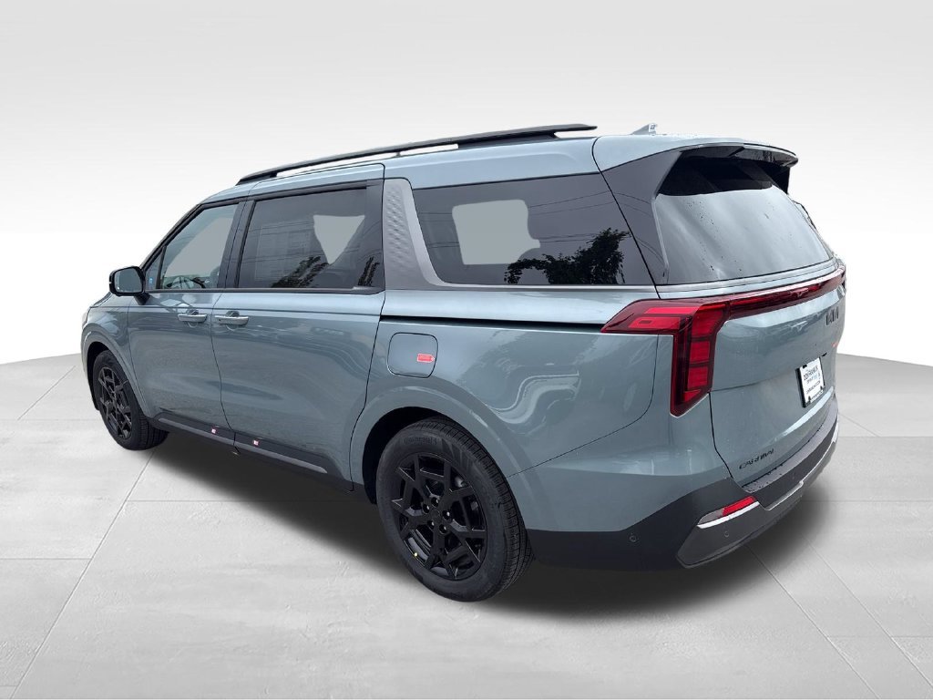 New 2027 Green Kia SX image 3